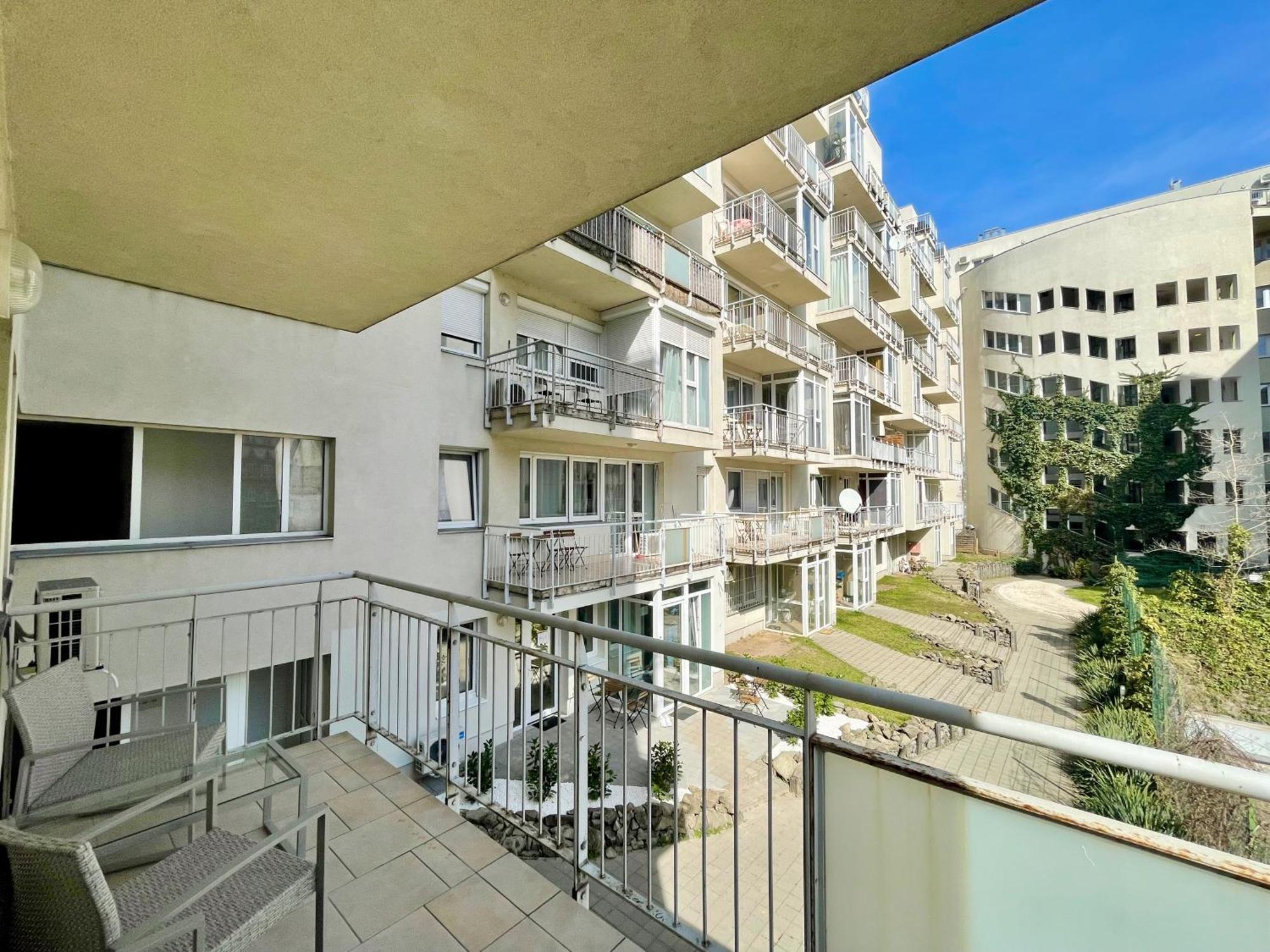 #Klauzal11#Design Apartment #2Bdrm #Freeparking Budapest Exterior photo